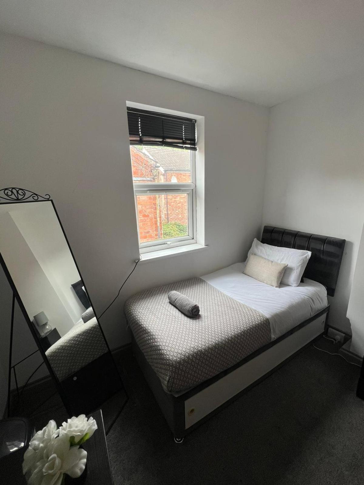 Lincoln City Centre Rooms P&S Dış mekan fotoğraf